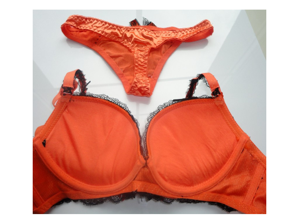 SADA OBLEČENÍ ORANGE LACE