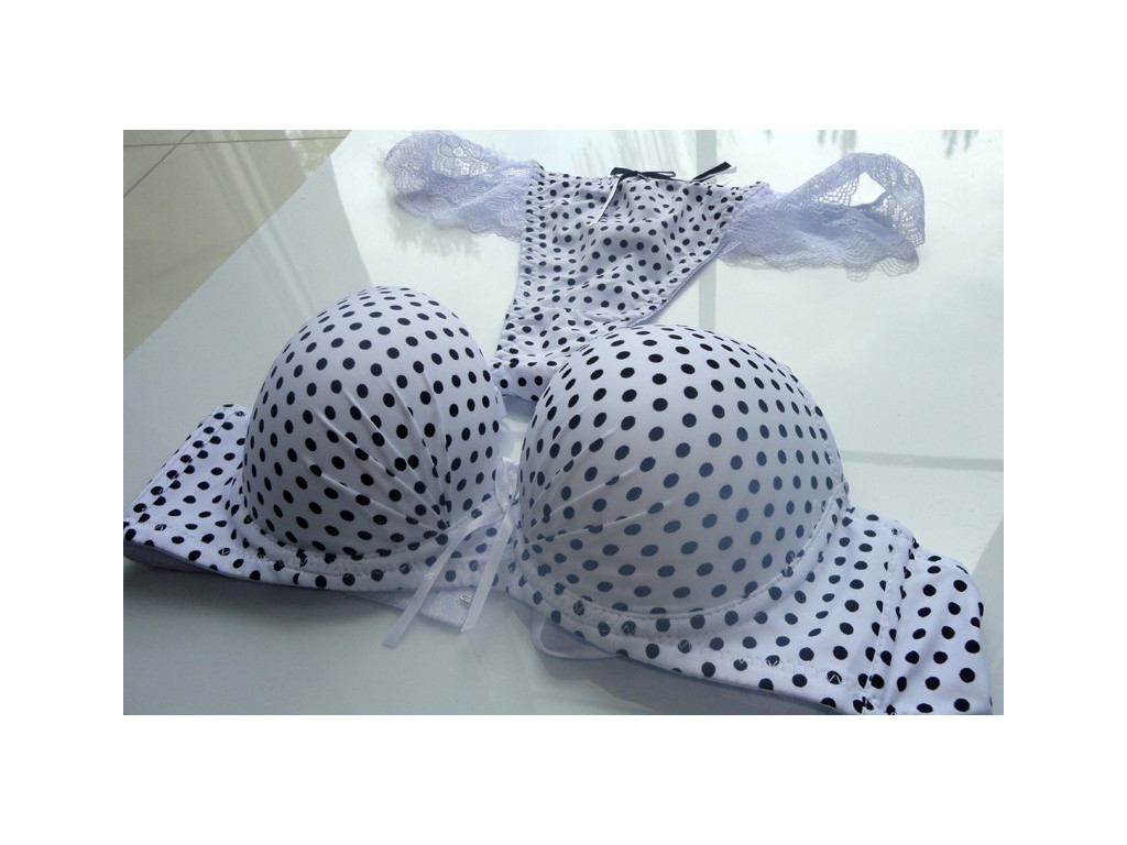 KOMPLET BIELIZNY MODELUJACY BIALY GROCHY