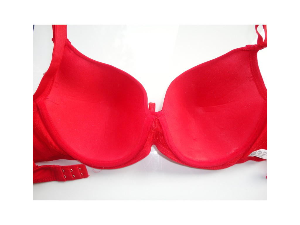 ČERVENÁ DARČEKOVÁ MODELKA - 4