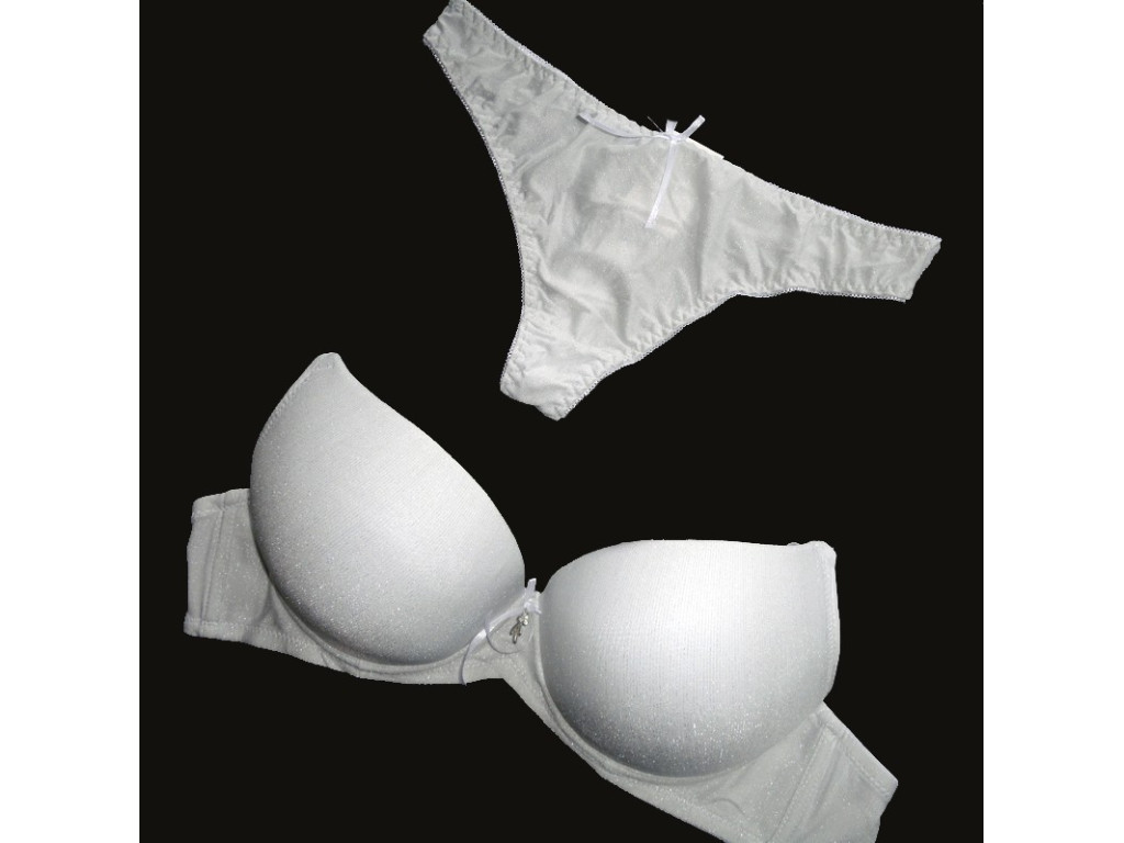 ENSEMBLE DE LINGERIE BLANCHE LISSE ET BRILLANTE - 2