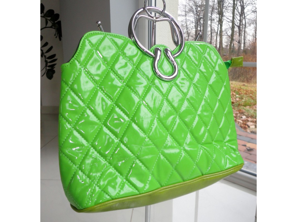 SAC NÉON VERT MATELASSÉ A4 À L'ÉPAULE - 2