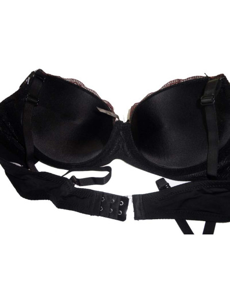 MODELING BLACK EMBROIDERED BRA - 3