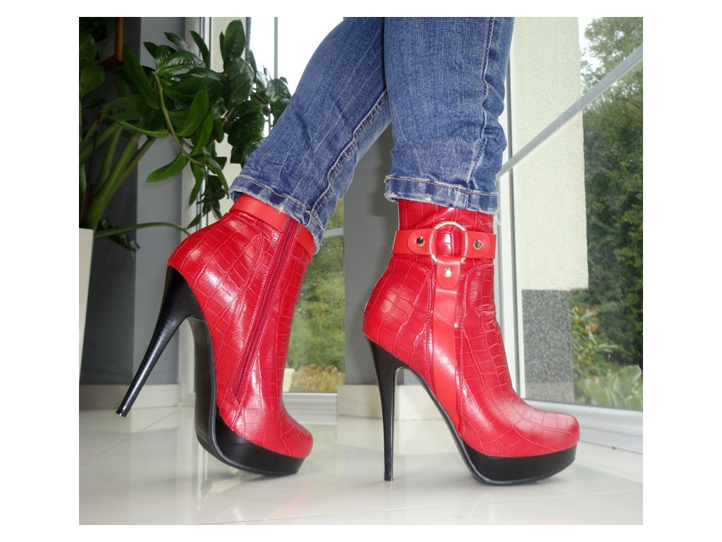 HAUTES BOTTES ROUGES ÉPINGLES À SERPENT - 3