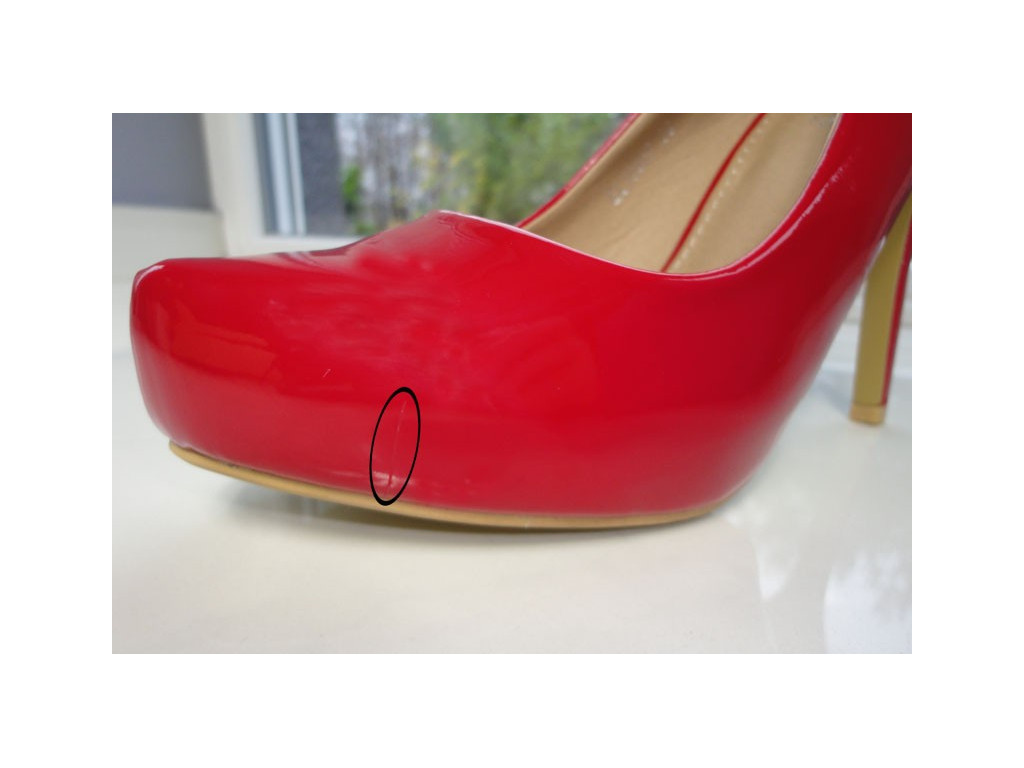 SZPILKI LAKIERKI CZERWONE PLATFORMA RED