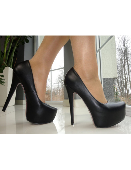 MAGAS FEKETE MATTE SOROK A PLATFORMON - 4