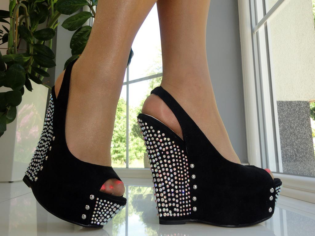 BLACK HIGH BUTY UZ PLATFORMĀM AR CIRKONIEM - 2