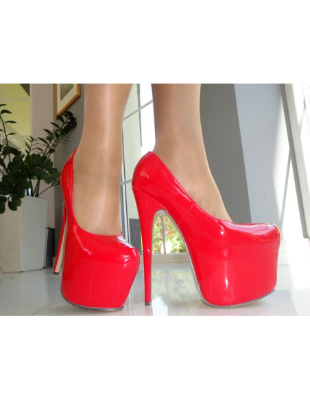 JAUNI STILETTOS SARKANI LAKOTI AUGSTPAPĒŽU KURPES - 6