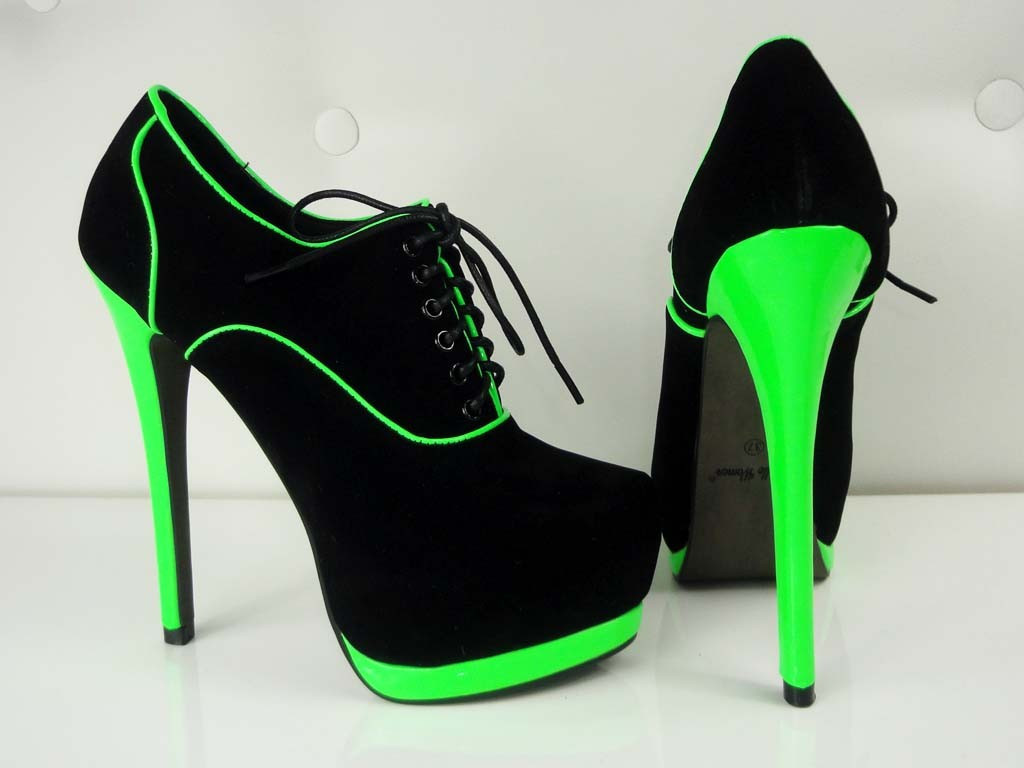 AUGSTIE STILETTOS MELNI ZĀBAKI ZAĻI - 1